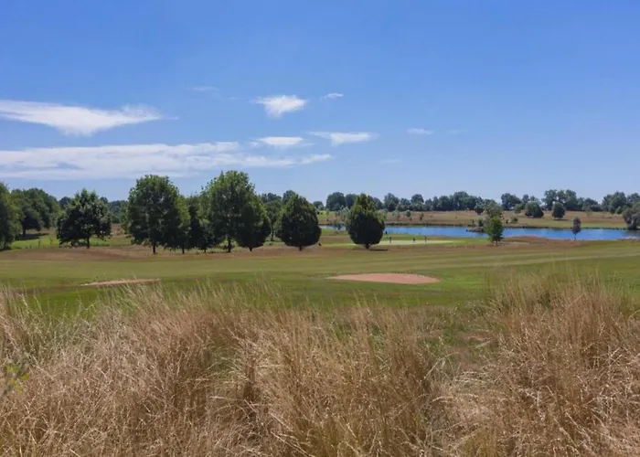 With Garden Near Beautiful Golf Course Vasles